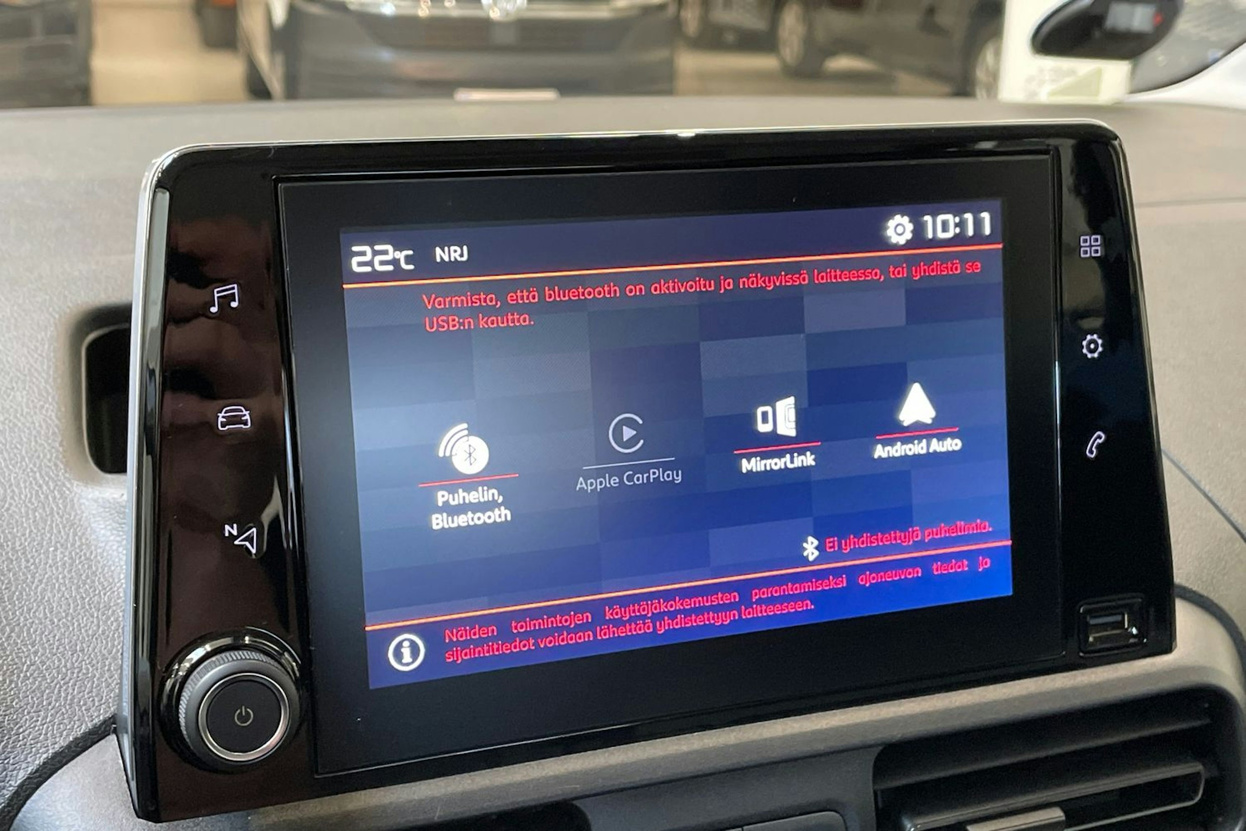 punainen Citroën Berlingo 2019 kuva 19.