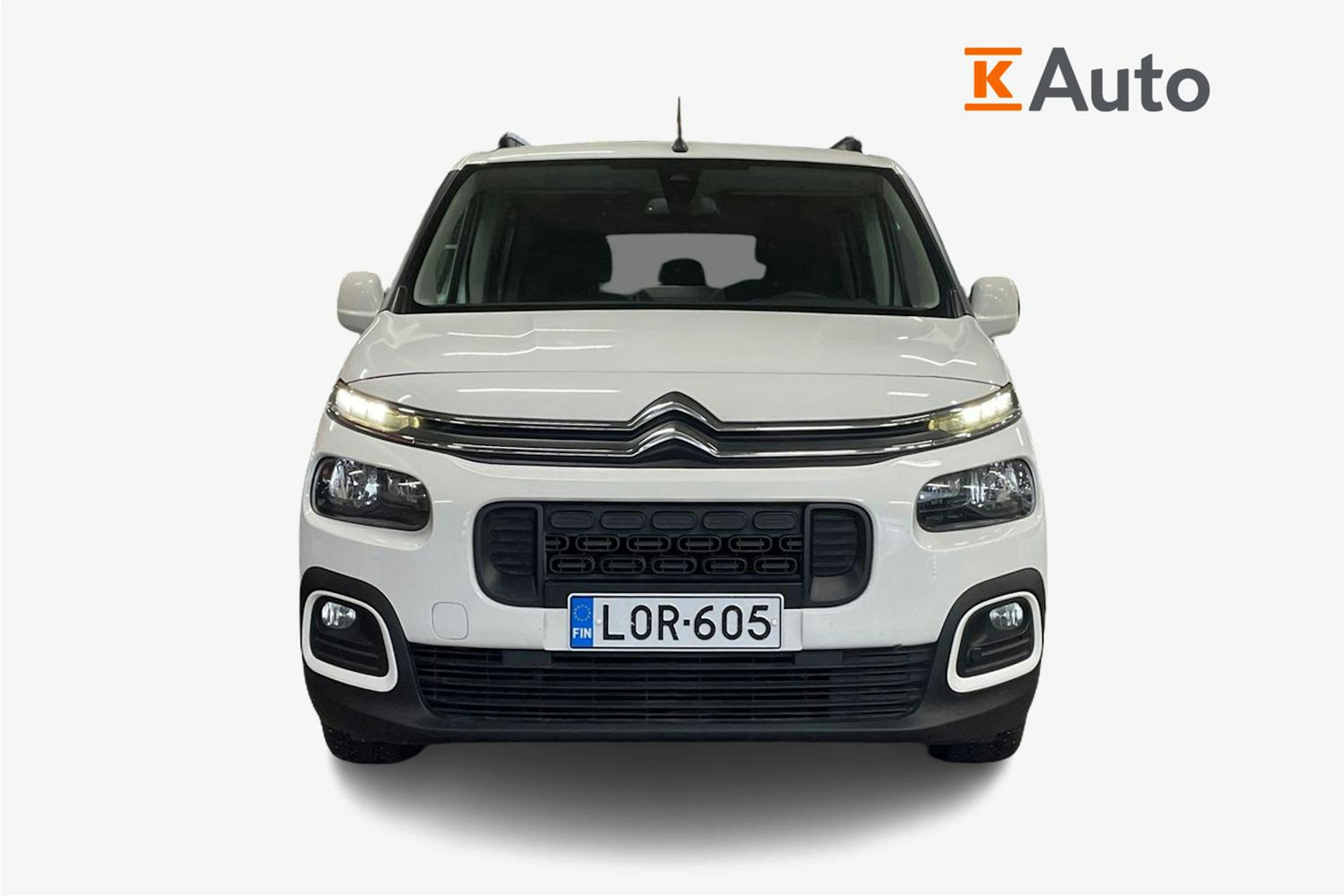 Valkoinen Citroën BERLINGO 2019 kuva 4.