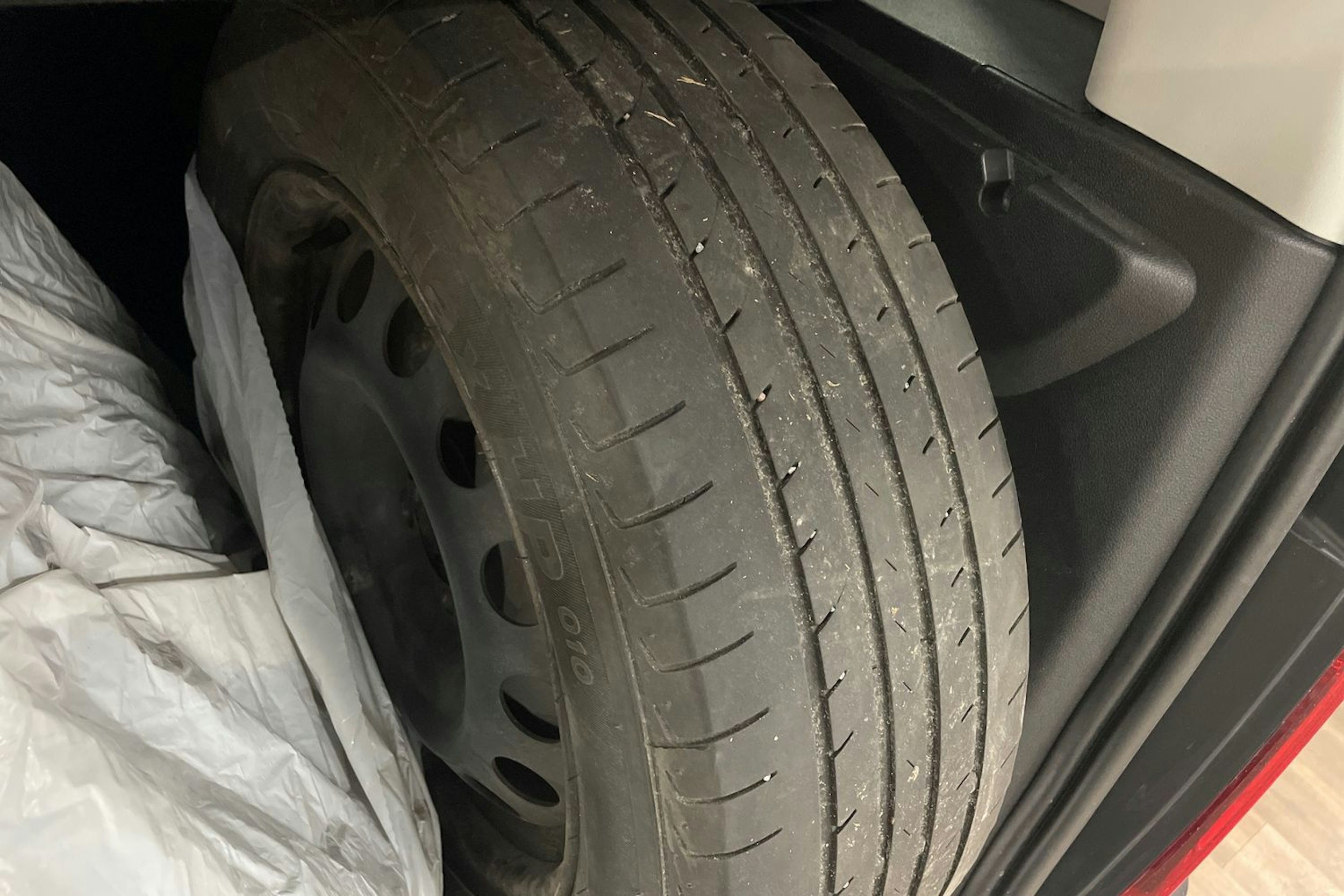 Valkoinen Citroën BERLINGO 2019 kuva 10.