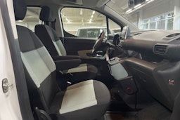 Valkoinen Citroën BERLINGO 2019 kuva 11.