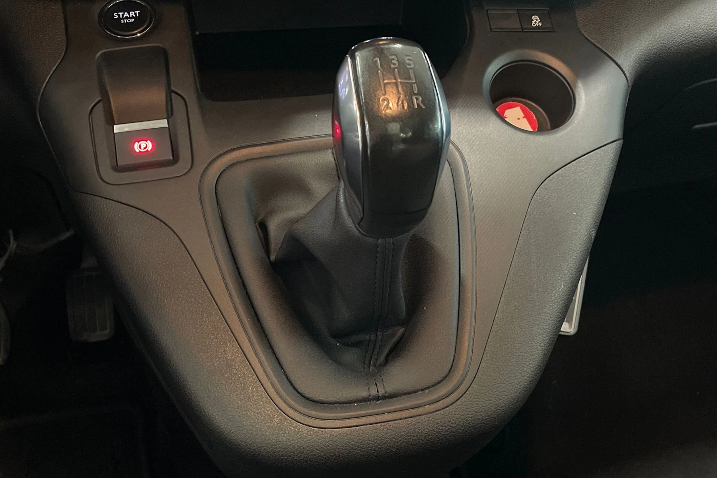 ruskea (beige) Citroën Berlingo 2019 kuva 24.