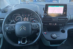 valkoinen Citroën Berlingo 2019 kuva 4.
