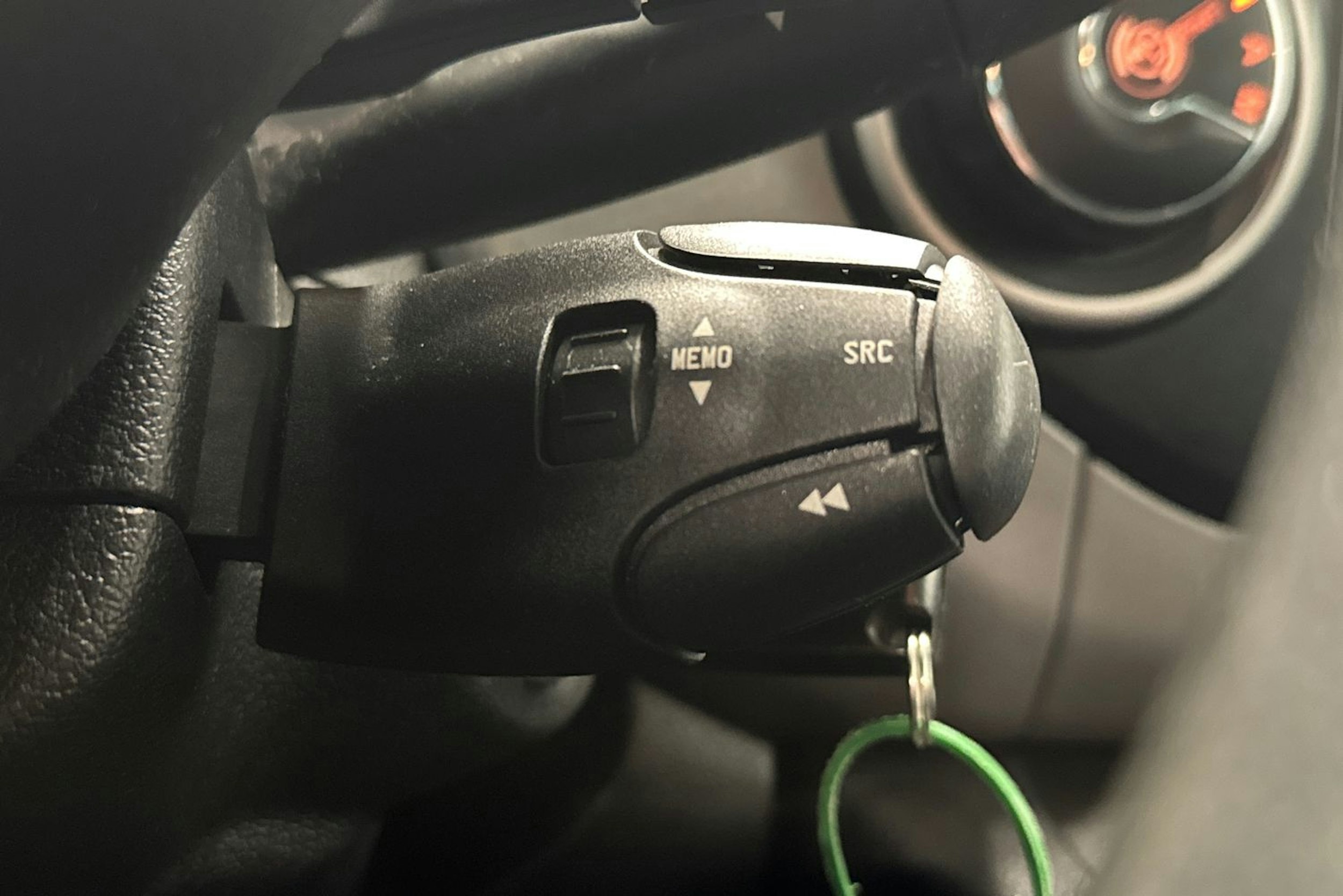 harmaa Citroën Berlingo Multispace 2016 kuva 19.