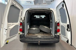 valkoinen Citroën Berlingo Van 2017 kuva 19.