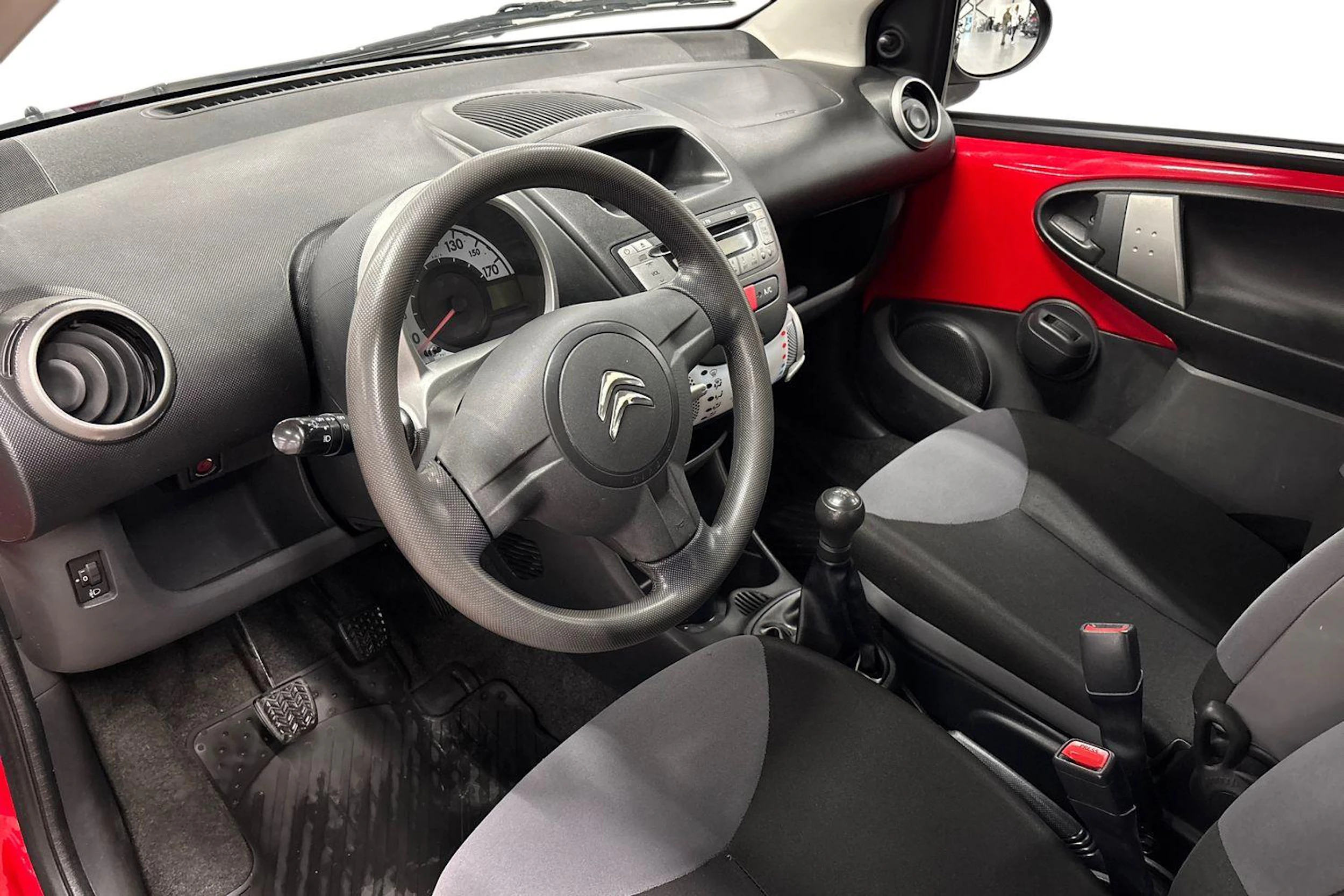 punainen Citroën C1 2012 kuva 3.