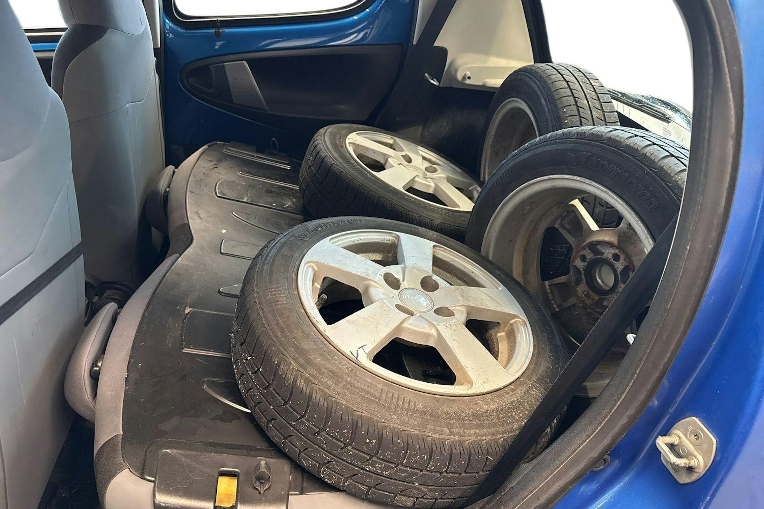 Sininen Citroën C1 2013 kuva 10.