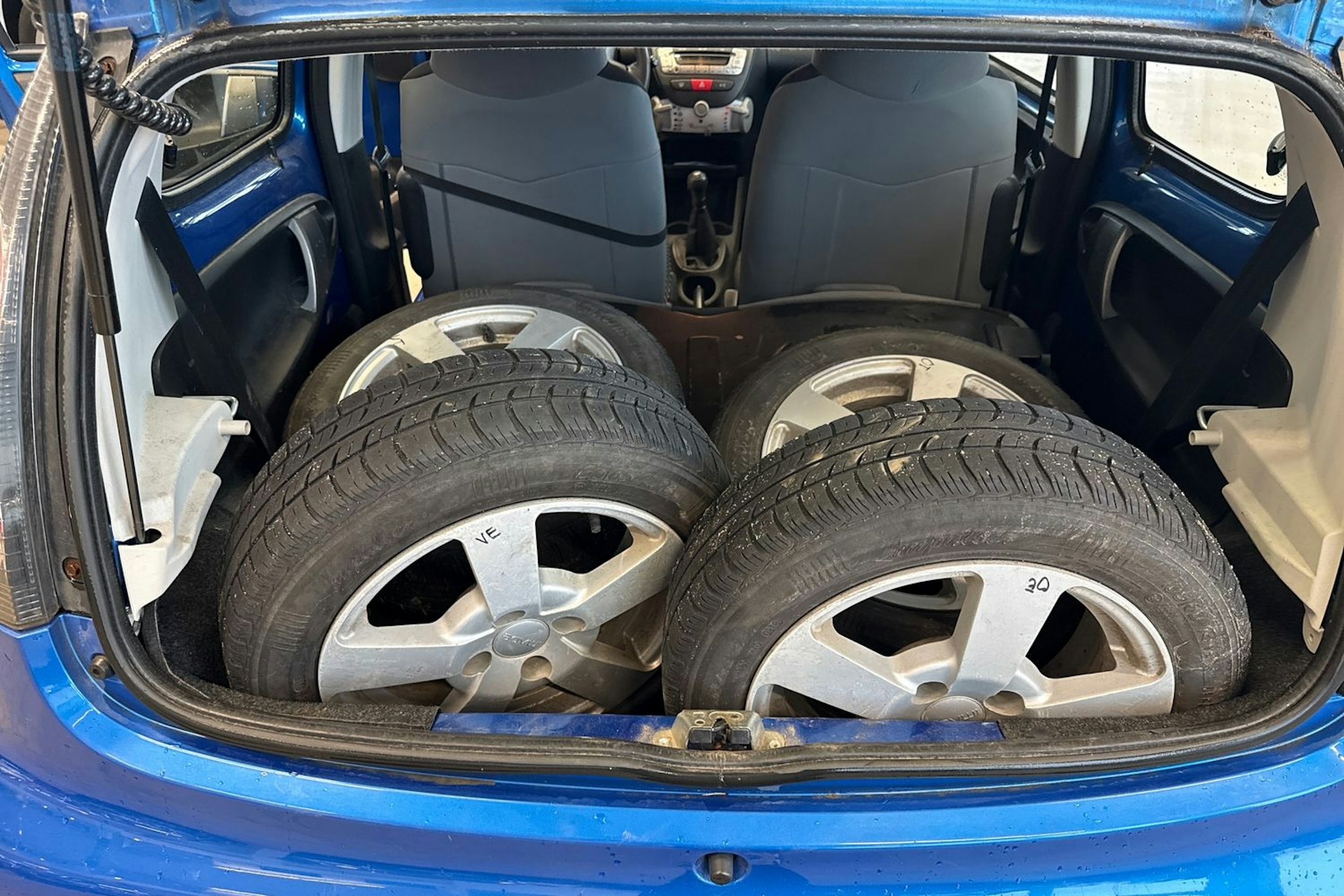 Sininen Citroën C1 2013 kuva 16.