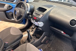 Sininen Citroën C1 2013 kuva 17.