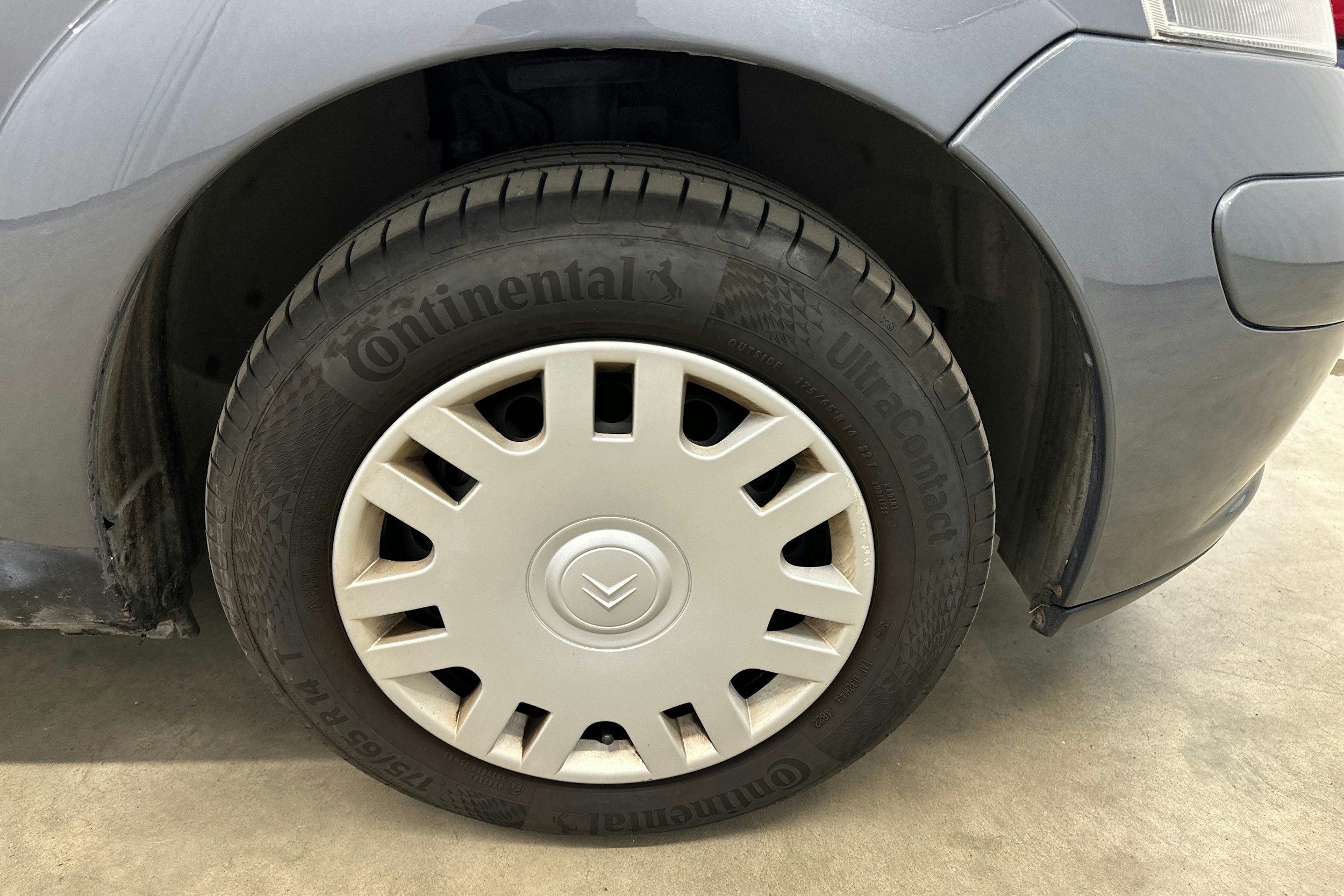 harmaa Citroën C3 2009 kuva 21.