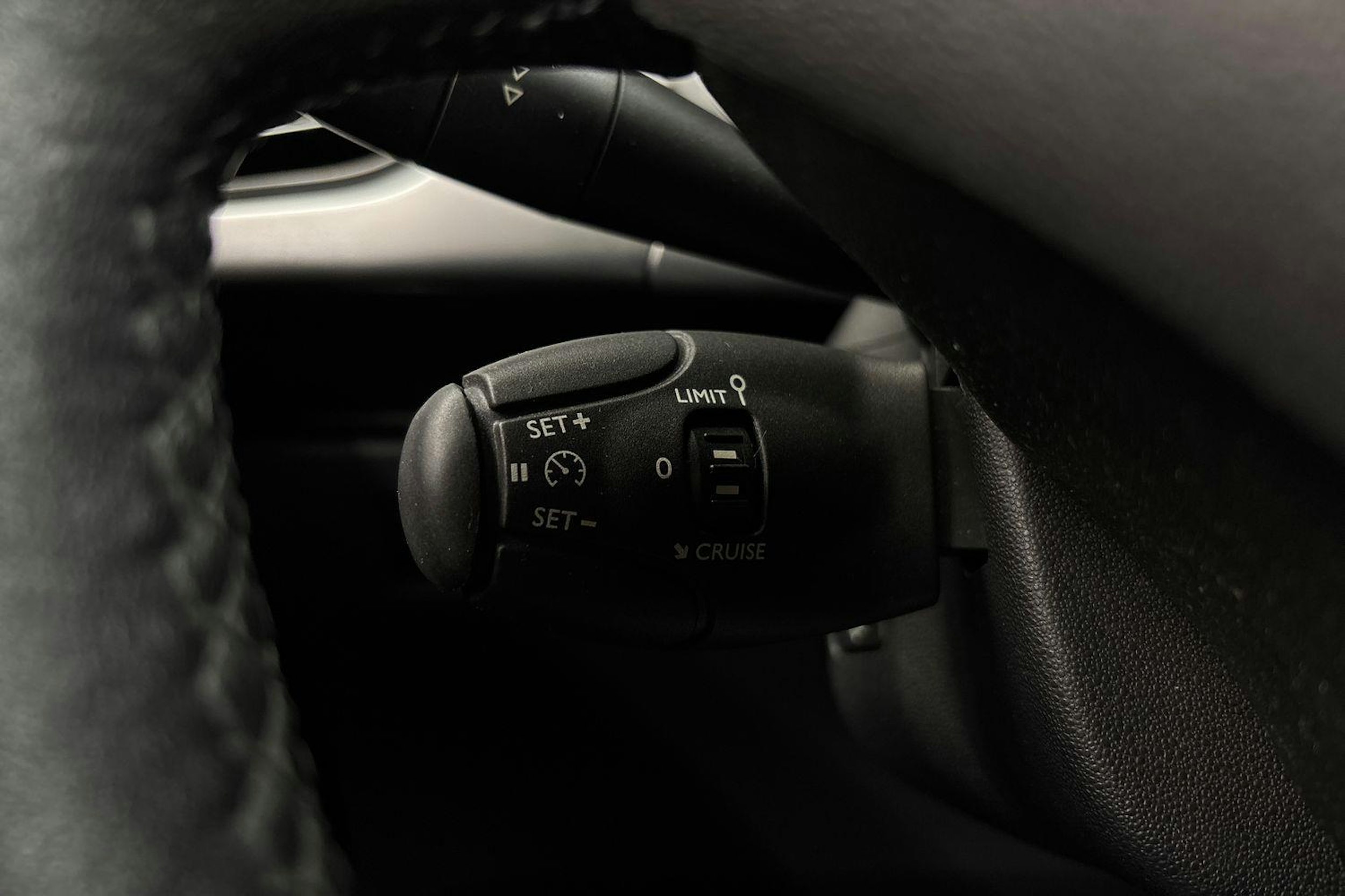 punainen Citroën C3 2010 kuva 16.