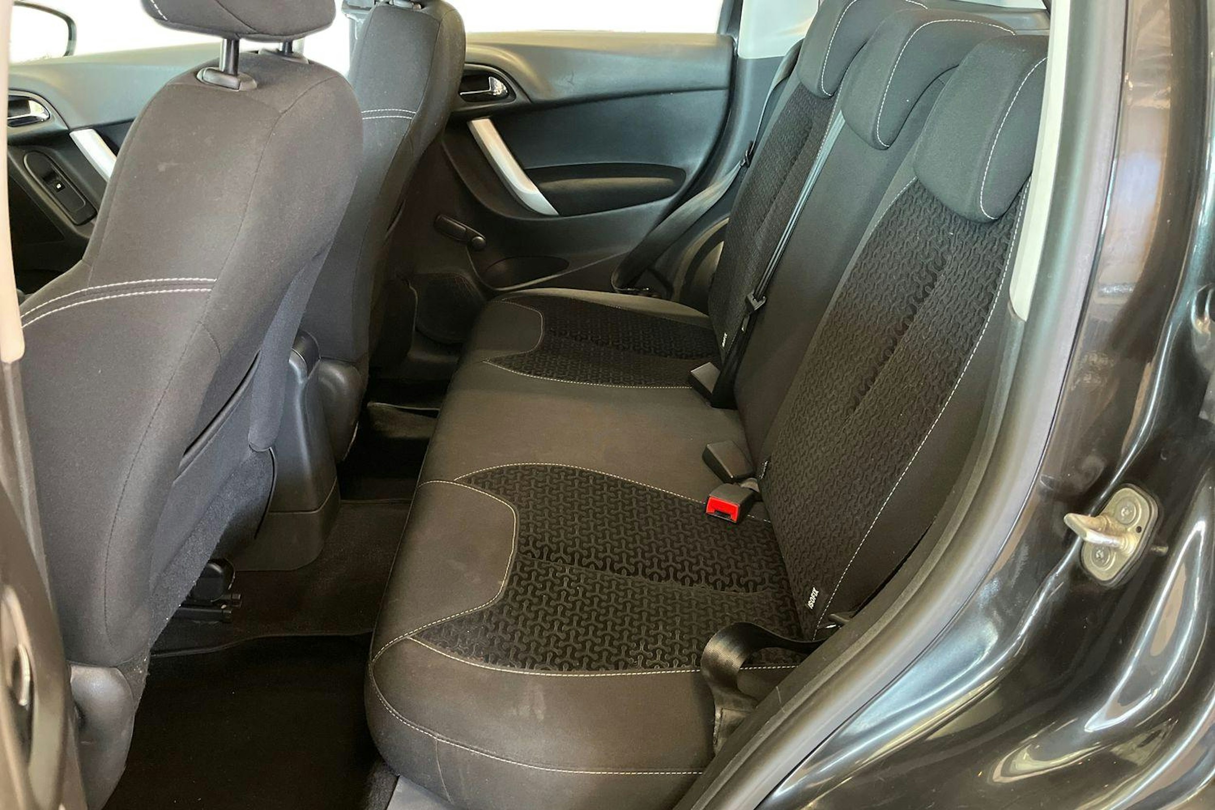 musta Citroën C3 2010 kuva 10.