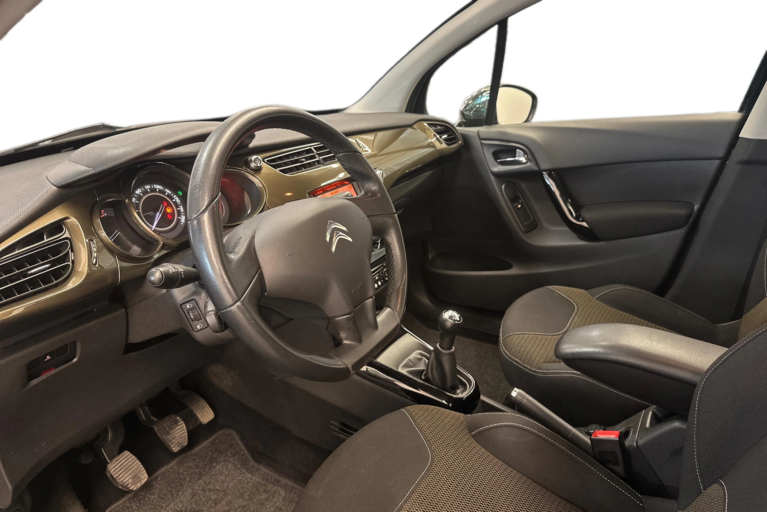 Musta Citroën C3 2012 kuva 8.