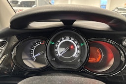 musta Citroën C3 2013 kuva 15.