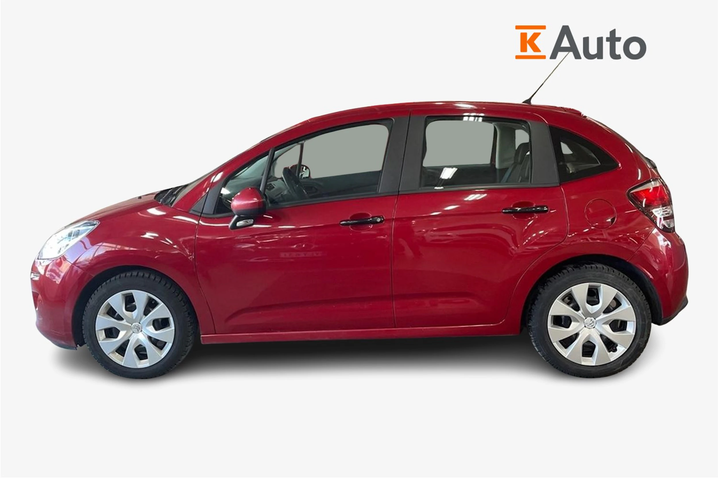 Punainen Citroën C3 2015 kuva 7.