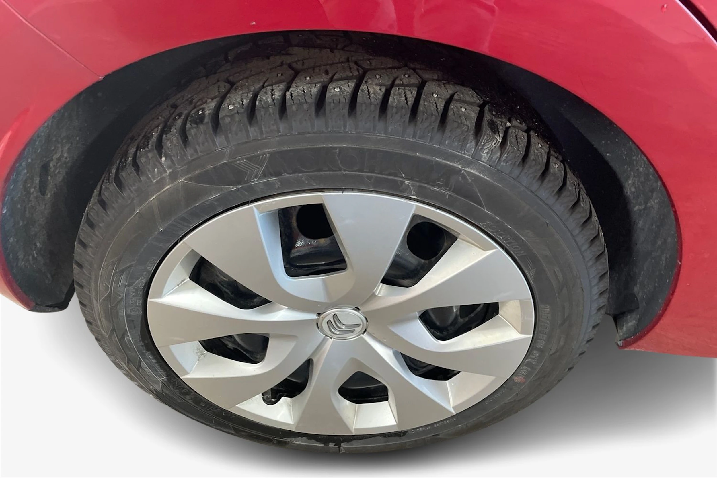 Punainen Citroën C3 2015 kuva 12.