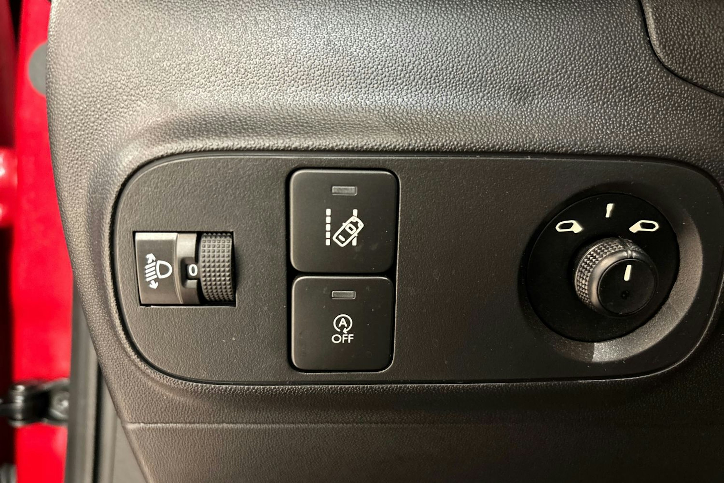 Punainen Citroën C3 2018 kuva 17.