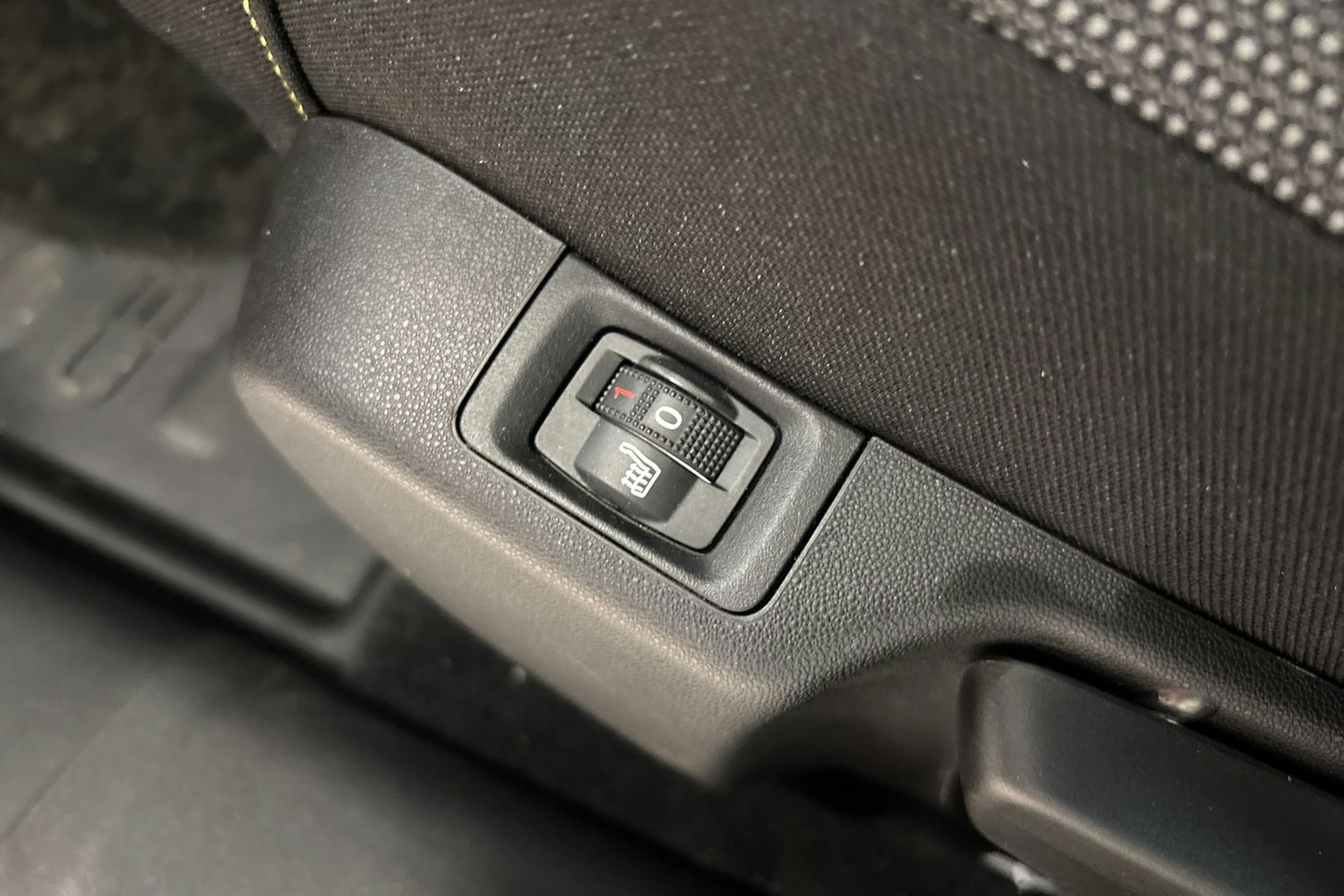 Punainen Citroën C3 2018 kuva 18.