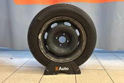 Punainen Citroën C3 2018 kuva 21.