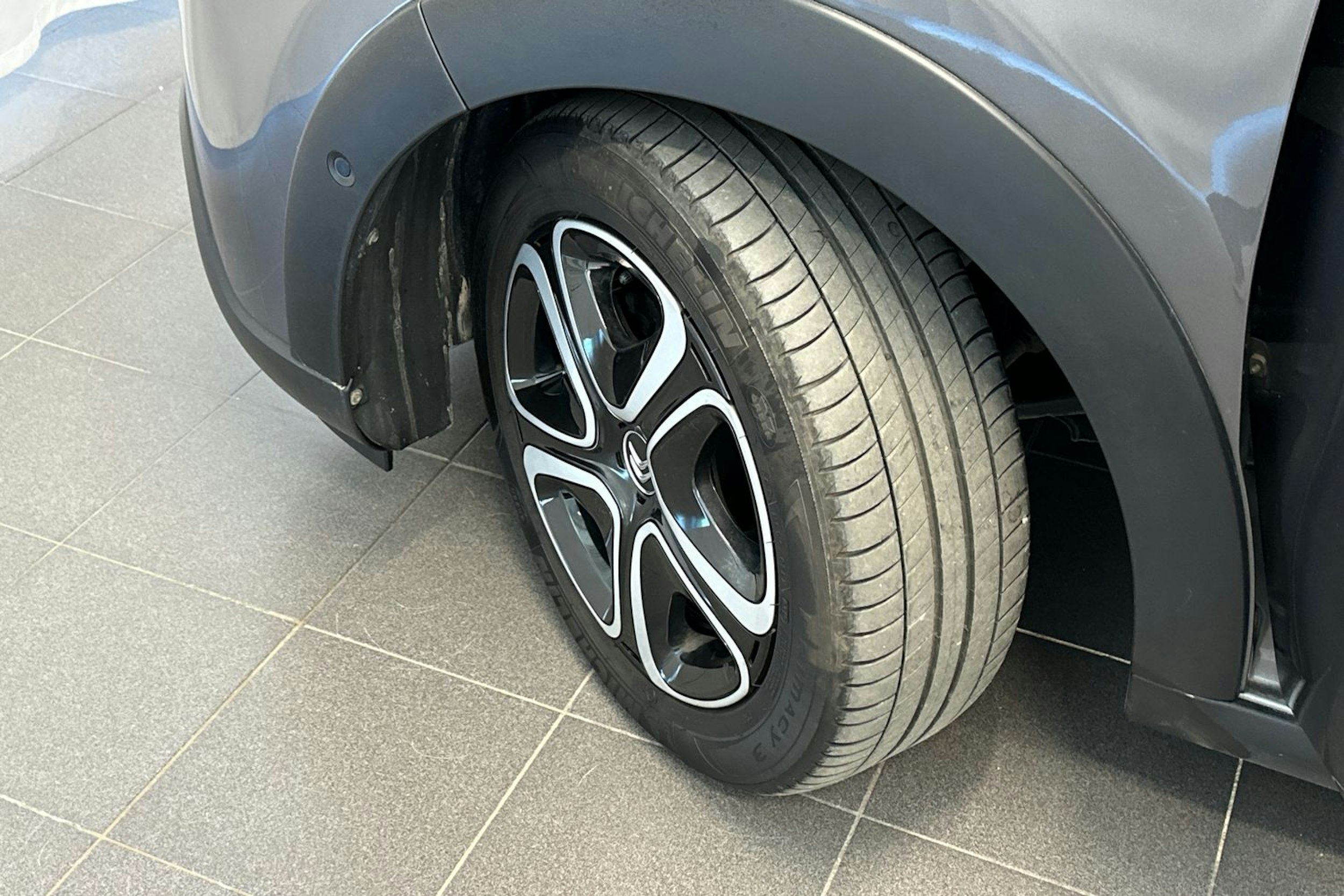 harmaa Citroën C3 2019 kuva 13.