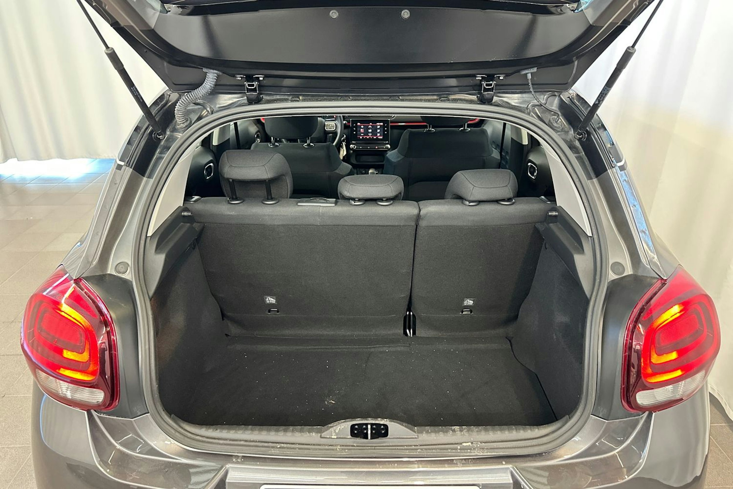 harmaa Citroën C3 2019 kuva 15.