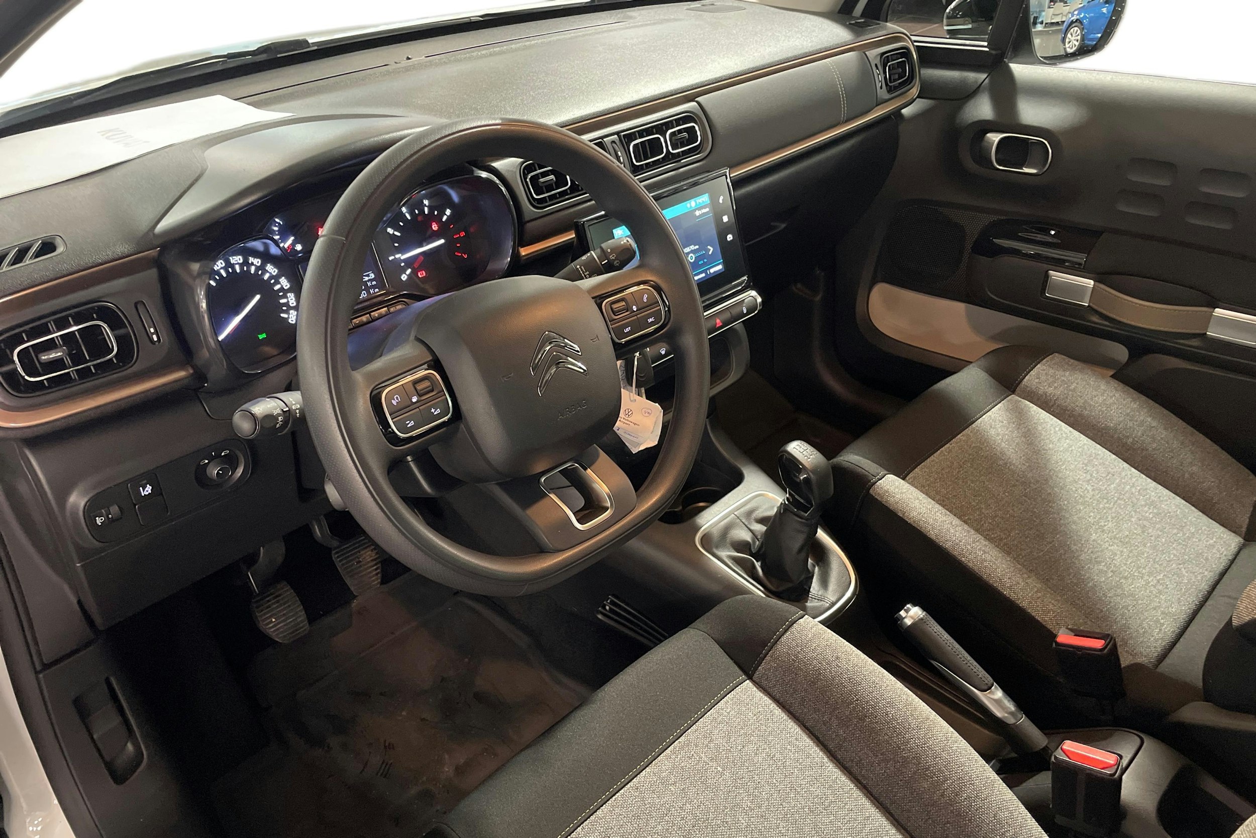 valkoinen Citroën C3 2019 kuva 7.