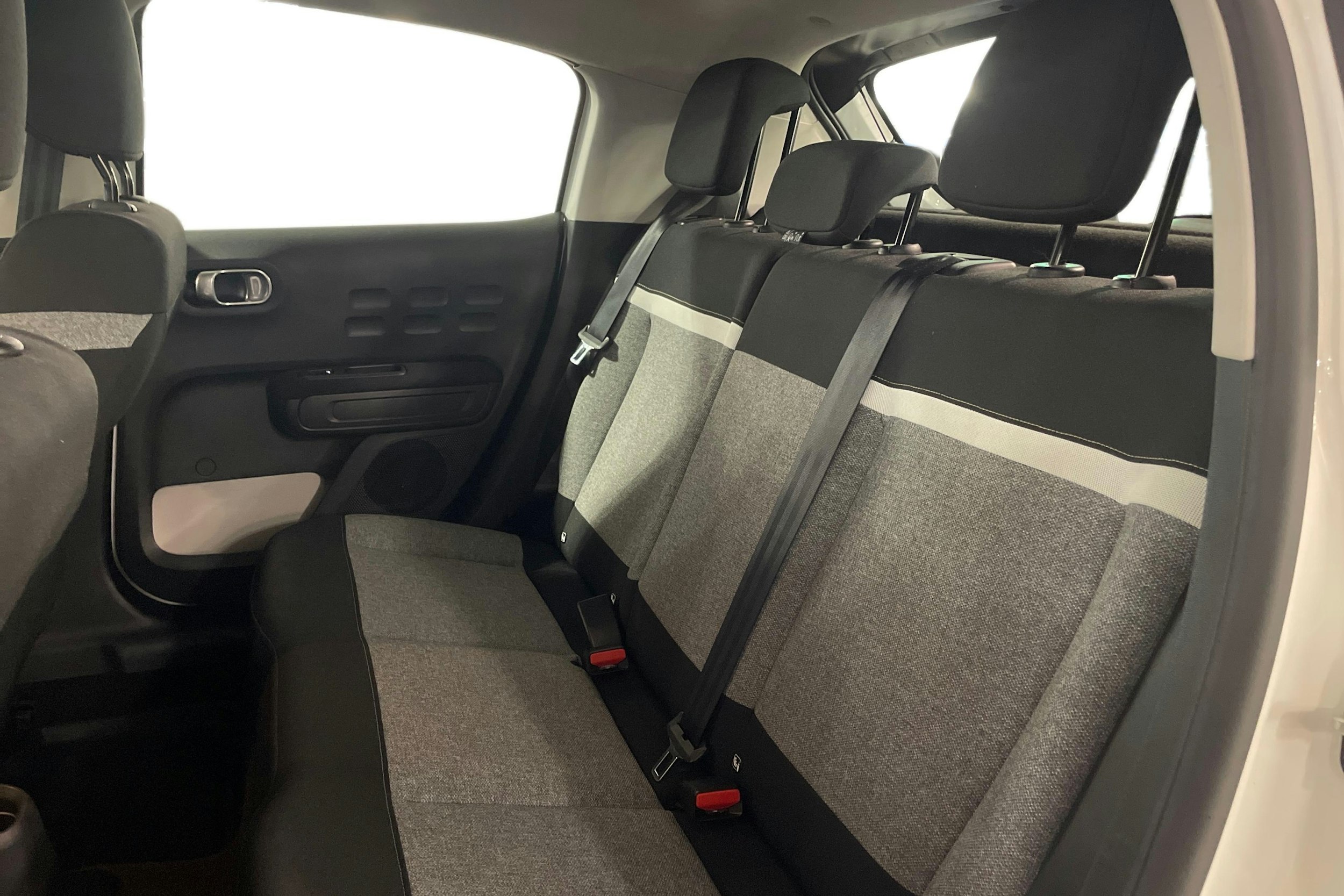 valkoinen Citroën C3 2019 kuva 10.