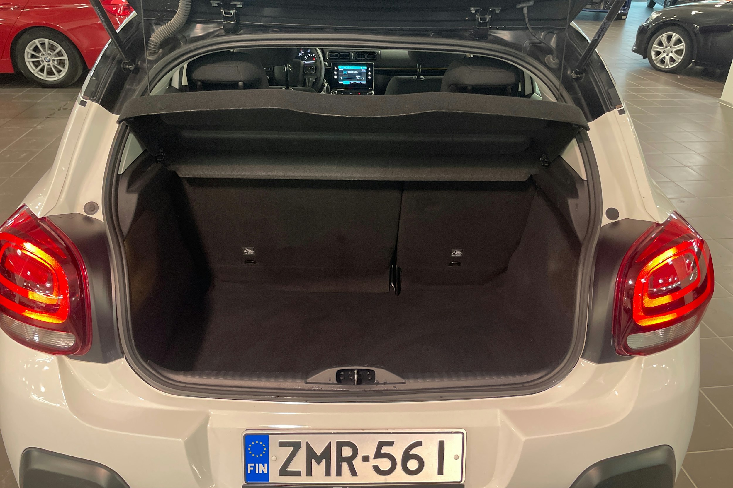 valkoinen Citroën C3 2019 kuva 14.