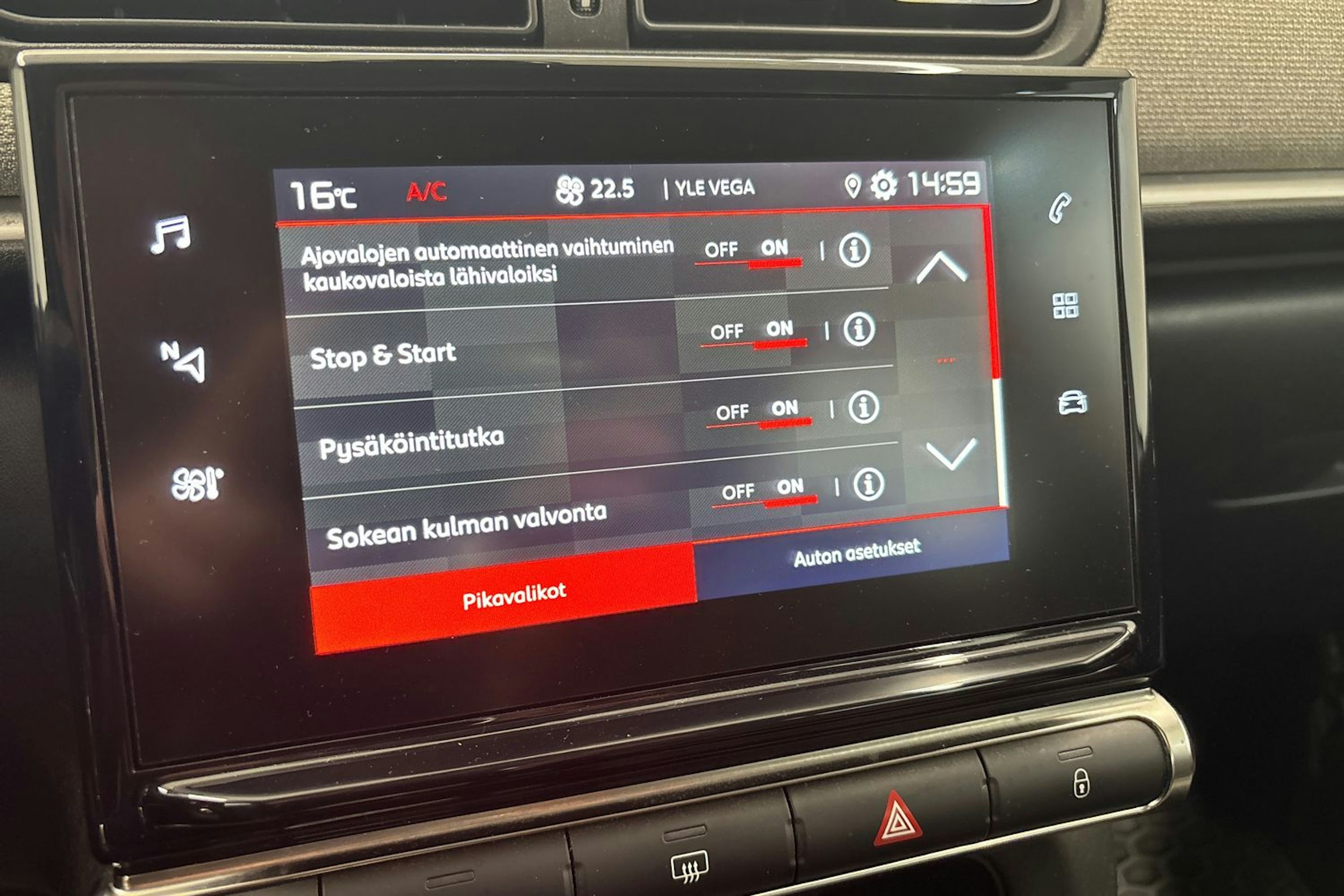 valkoinen Citroën C3 2020 kuva 21.