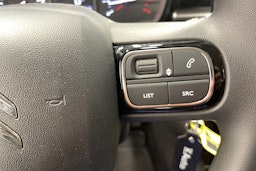 Punainen Citroën C3 2020 kuva 15.