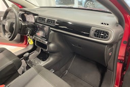 Punainen Citroën C3 2020 kuva 22.
