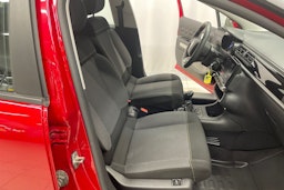 Punainen Citroën C3 2020 kuva 23.