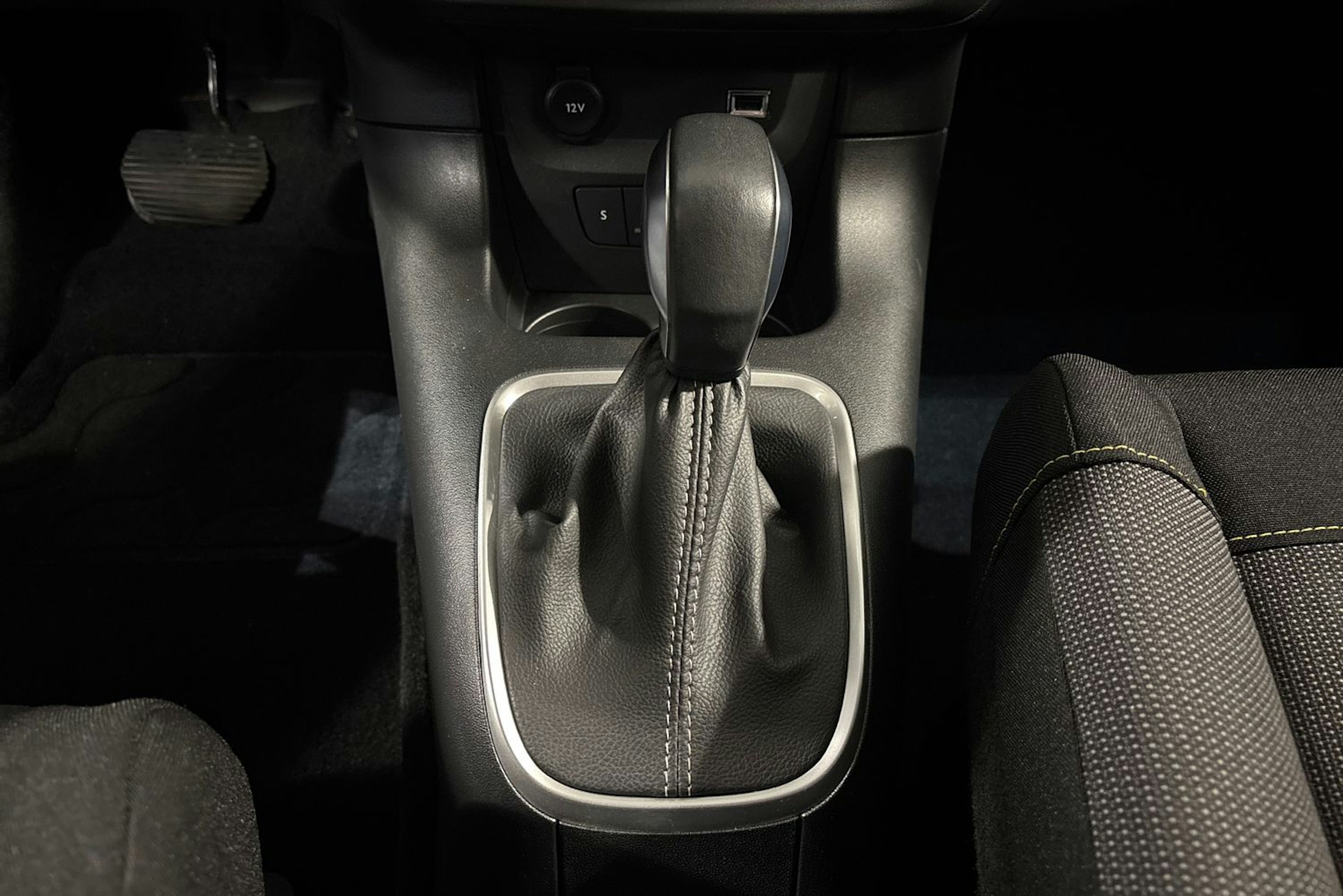 valkoinen Citroën C3 2022 kuva 19.