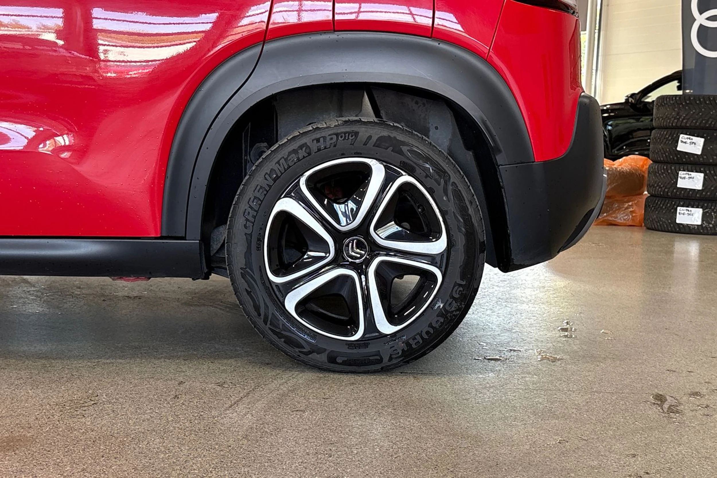 punainen Citroën C3 Aircross 2018 kuva 10.