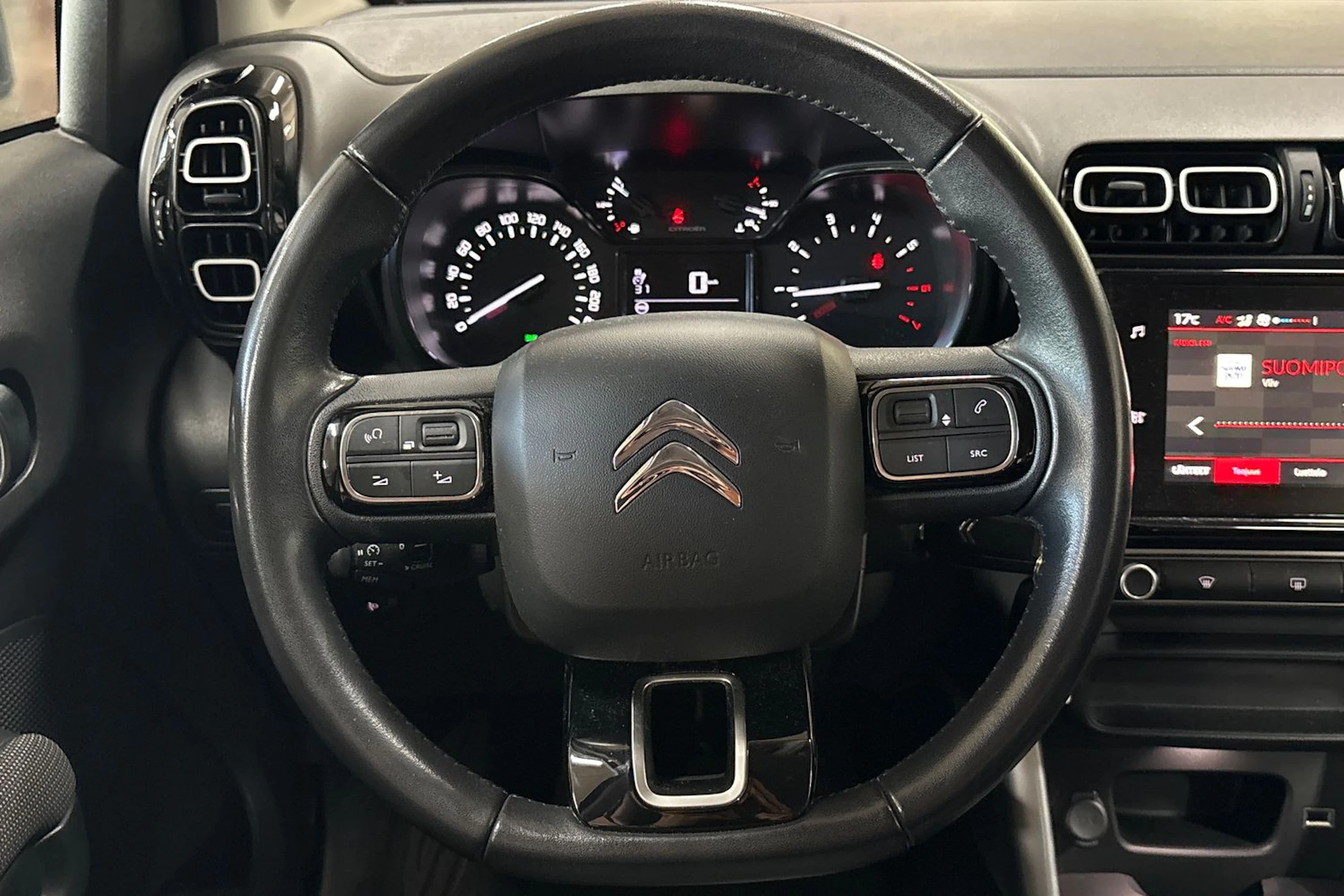 punainen Citroën C3 Aircross 2018 kuva 11.
