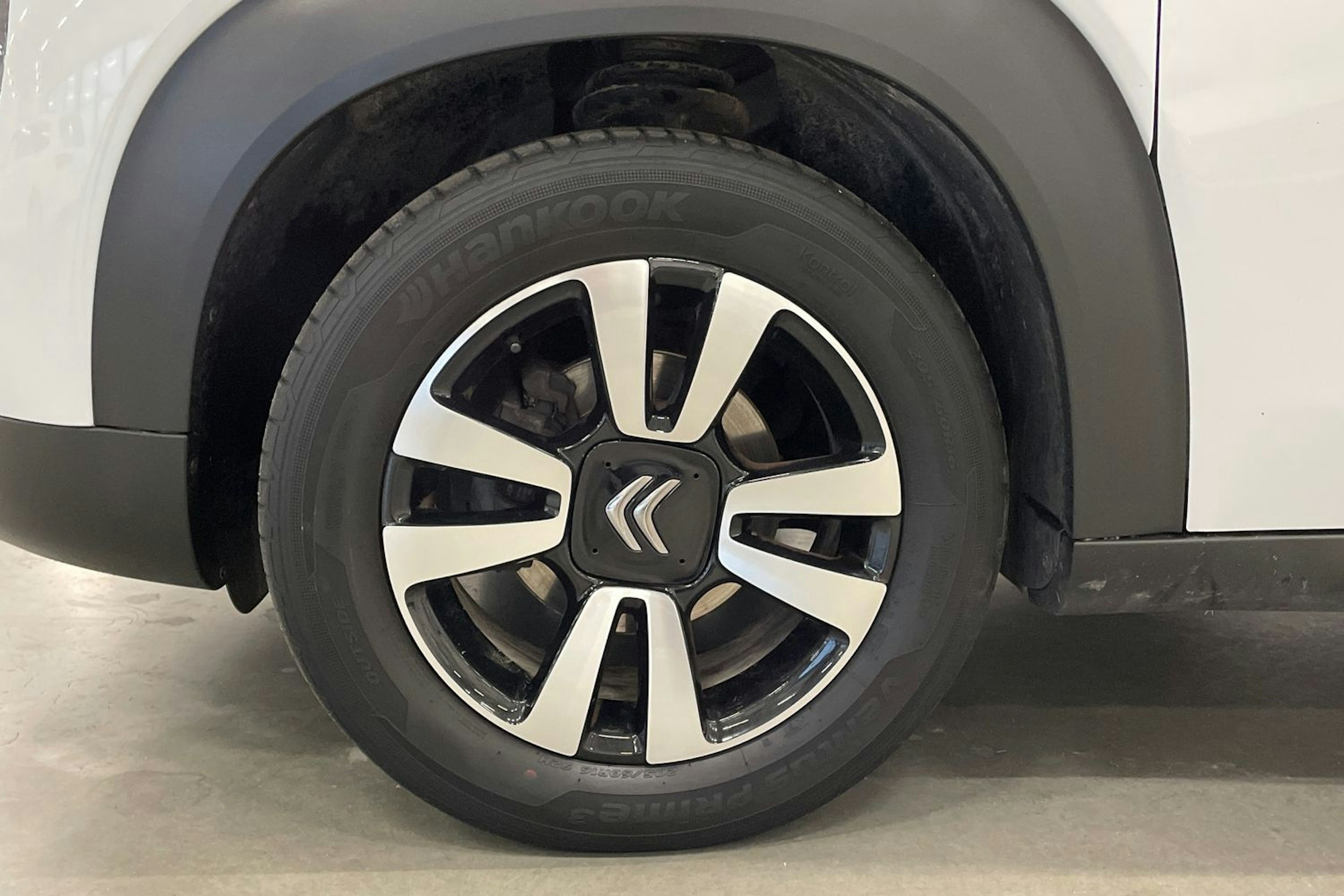 valkoinen Citroën C3 Aircross 2018 kuva 11.