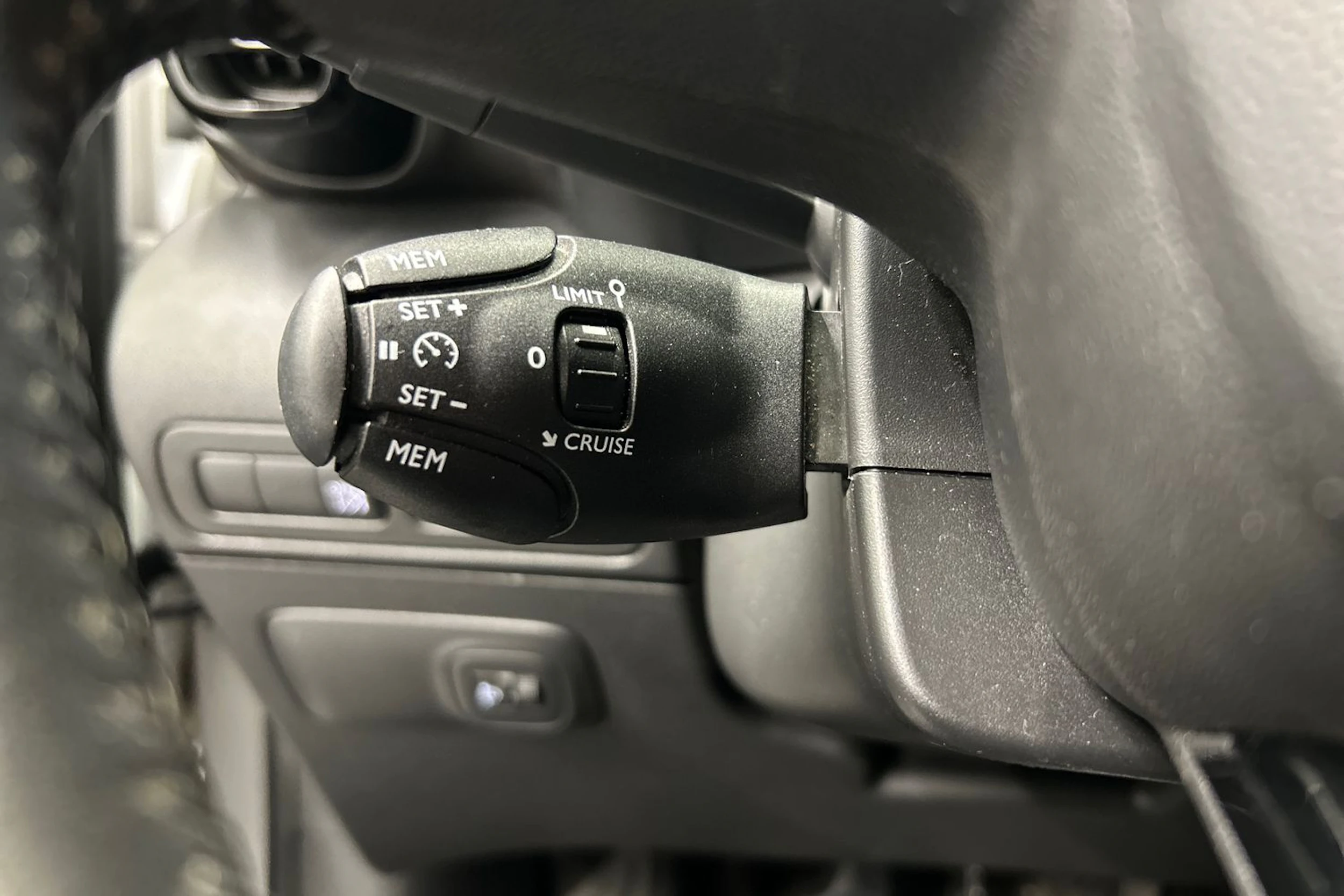 valkoinen Citroën C3 Aircross 2019 kuva 19.