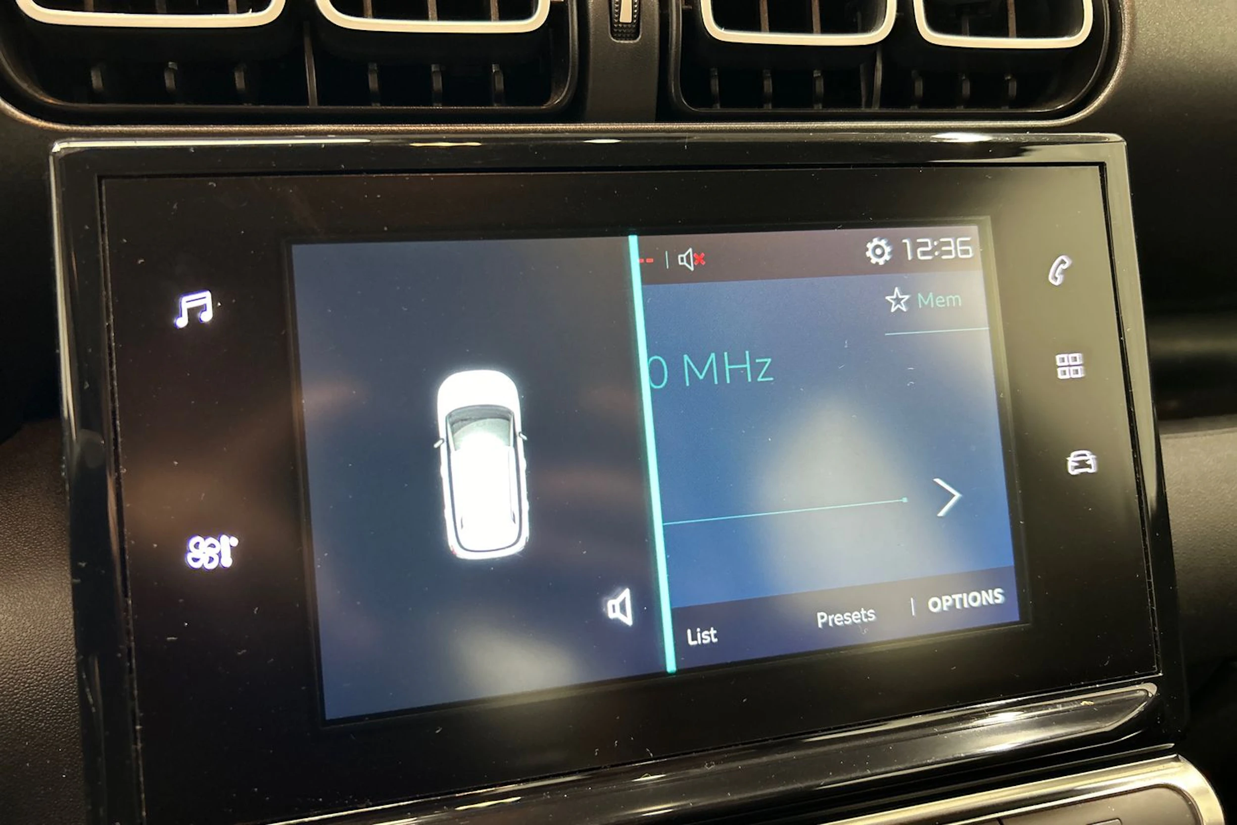 valkoinen Citroën C3 Aircross 2019 kuva 21.