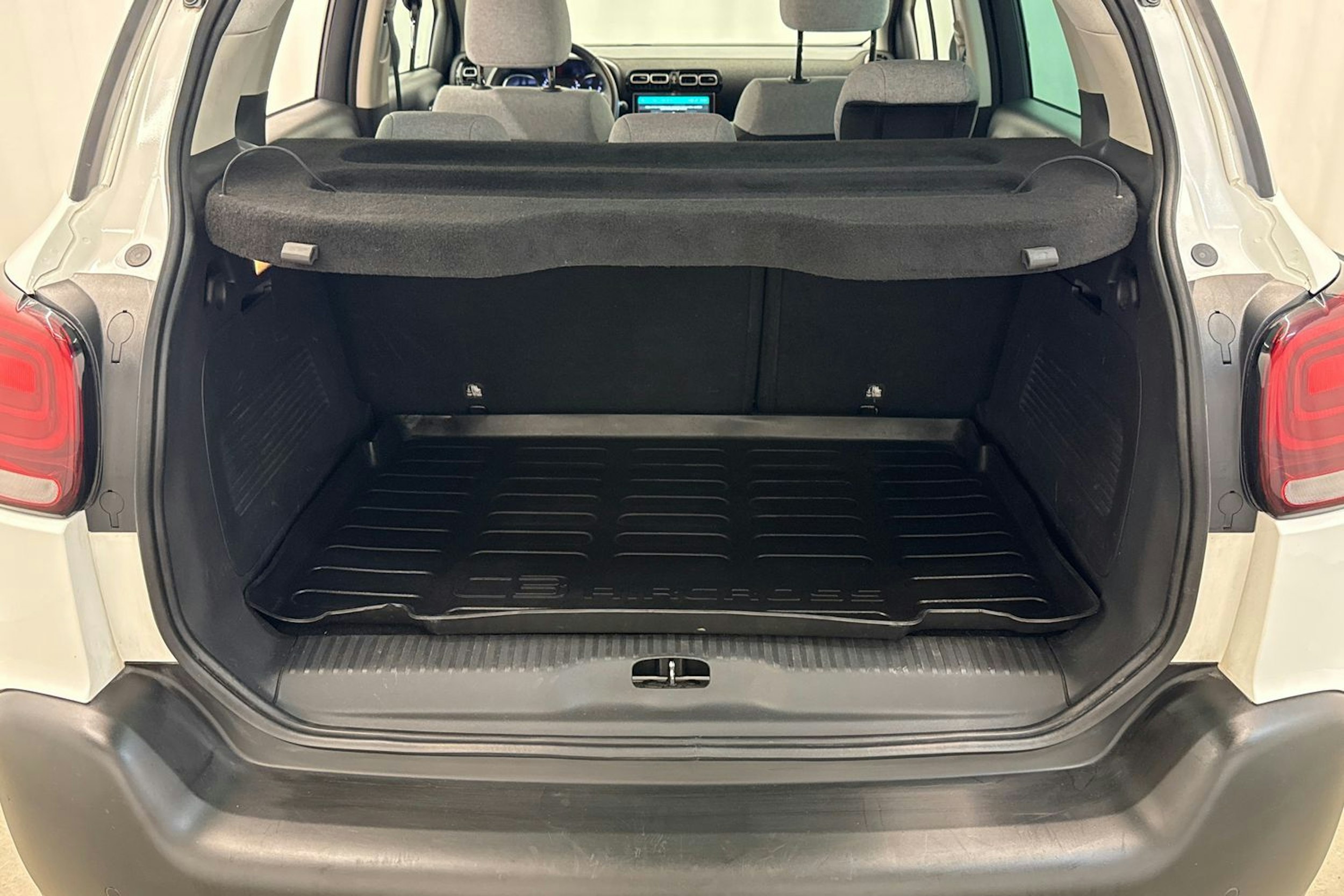 valkoinen Citroën C3 Aircross 2022 kuva 14.