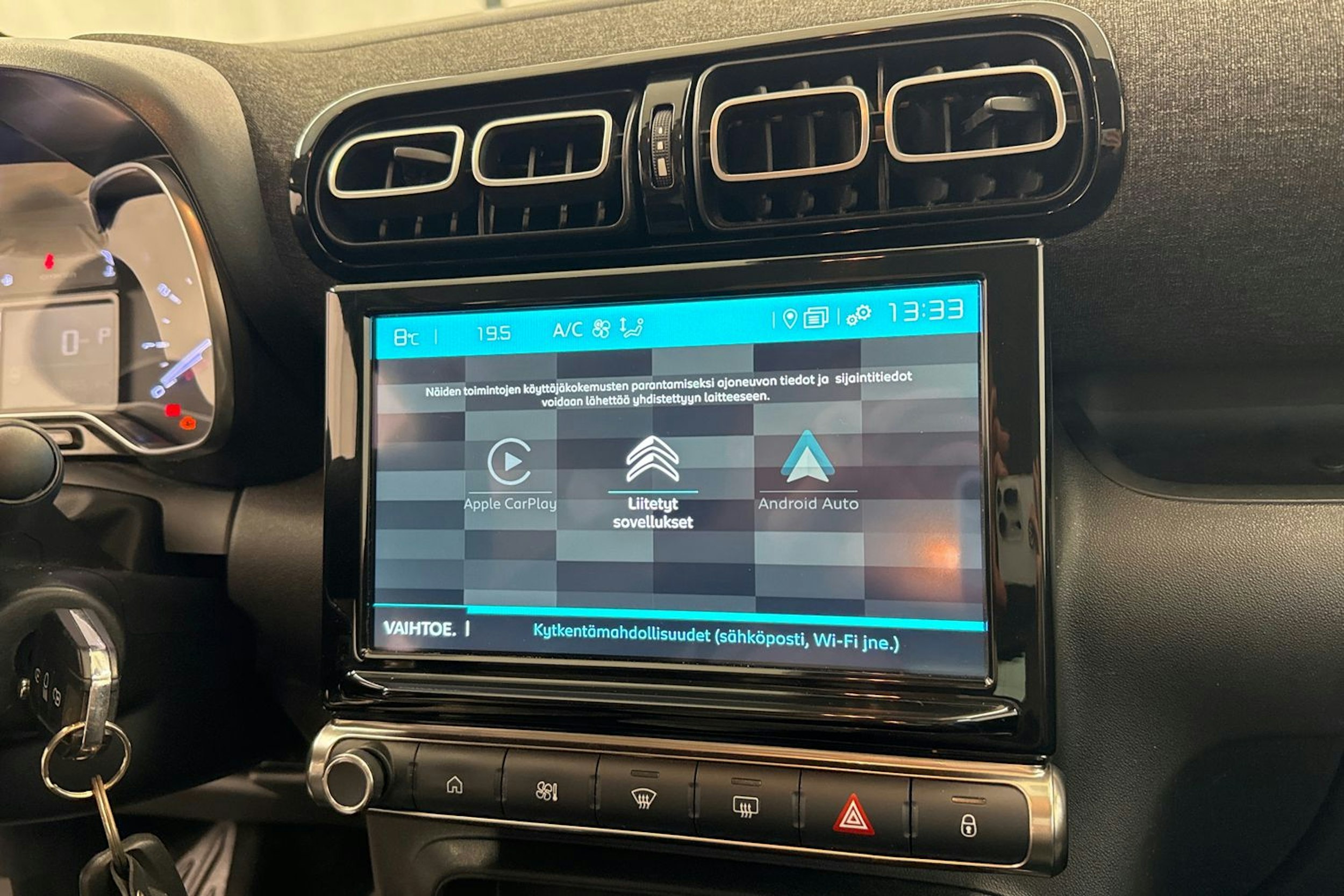 valkoinen Citroën C3 Aircross 2022 kuva 19.