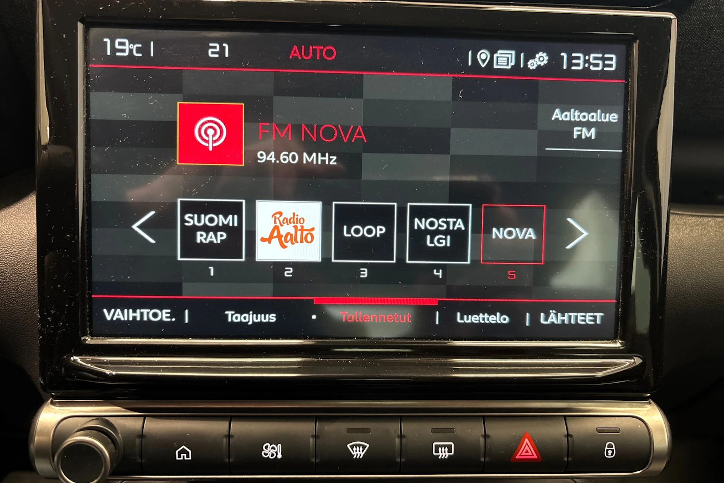 harmaa Citroën C3 Aircross 2023 kuva 16.