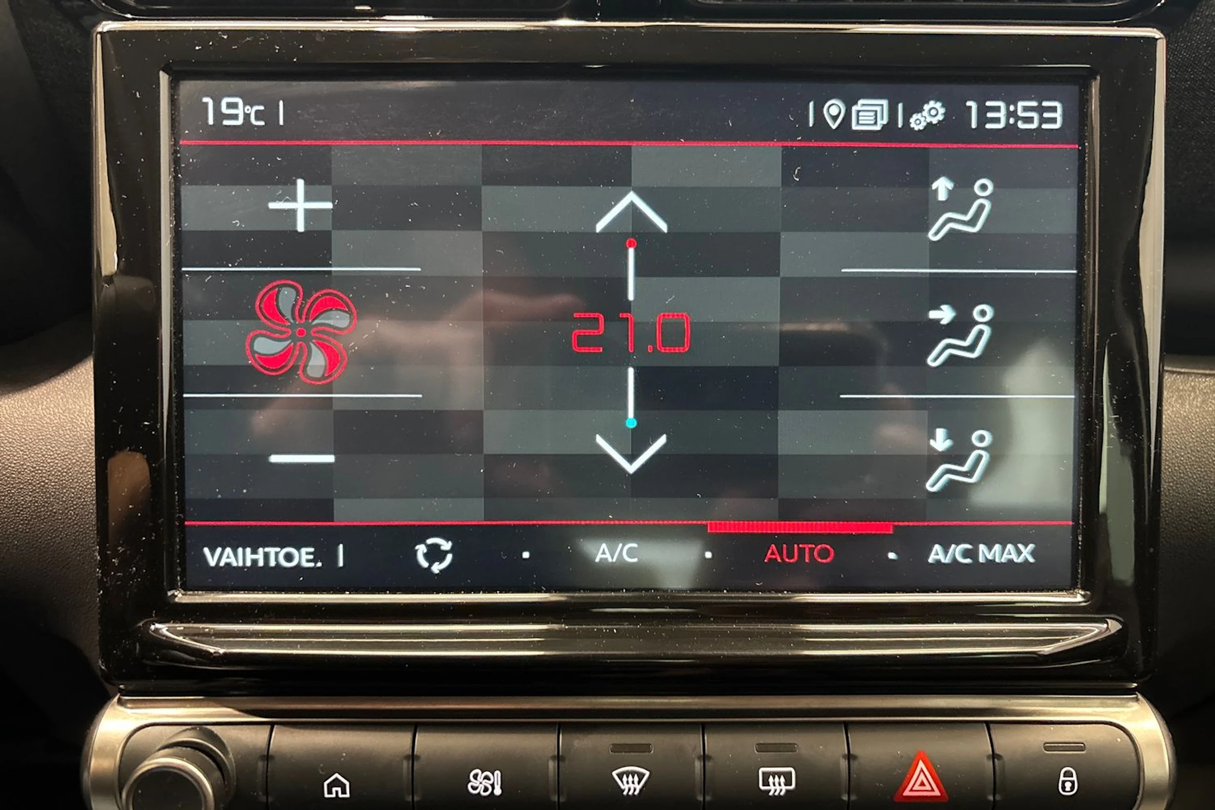 harmaa Citroën C3 Aircross 2023 kuva 17.