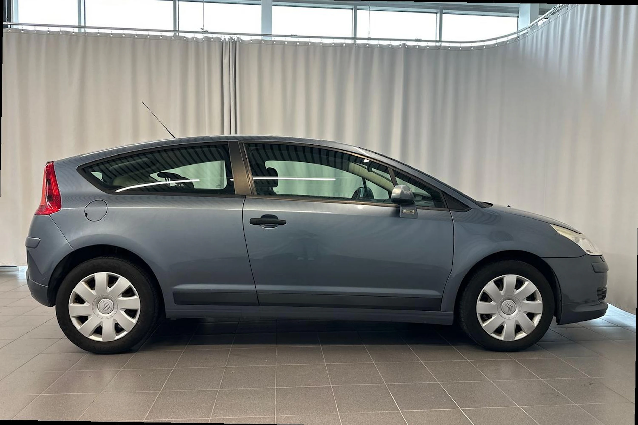 harmaa Citroën C4 2006 kuva 8.