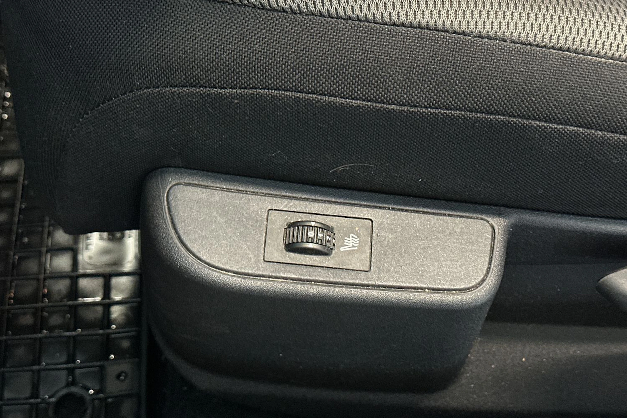 harmaa Citroën C4 2006 kuva 17.