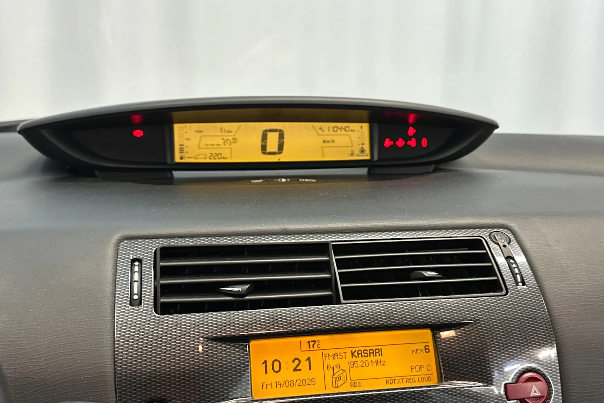 harmaa Citroën C4 2006 kuva 22.