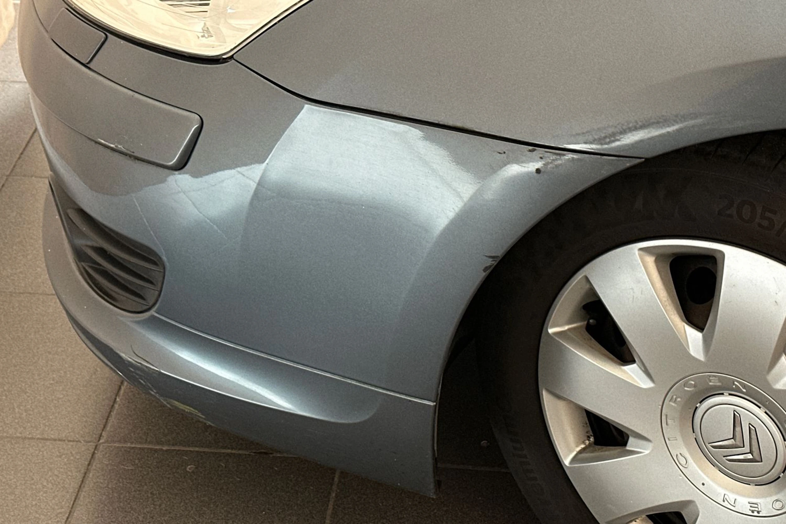 harmaa Citroën C4 2006 kuva 29.