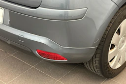 harmaa Citroën C4 2006 kuva 30.