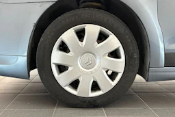 harmaa Citroën C4 2006 kuva 33.