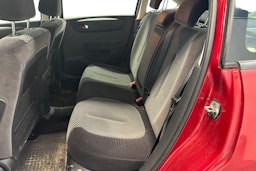 punainen Citroën C4 2007 kuva 10.