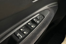 punainen Citroën C4 2007 kuva 15.