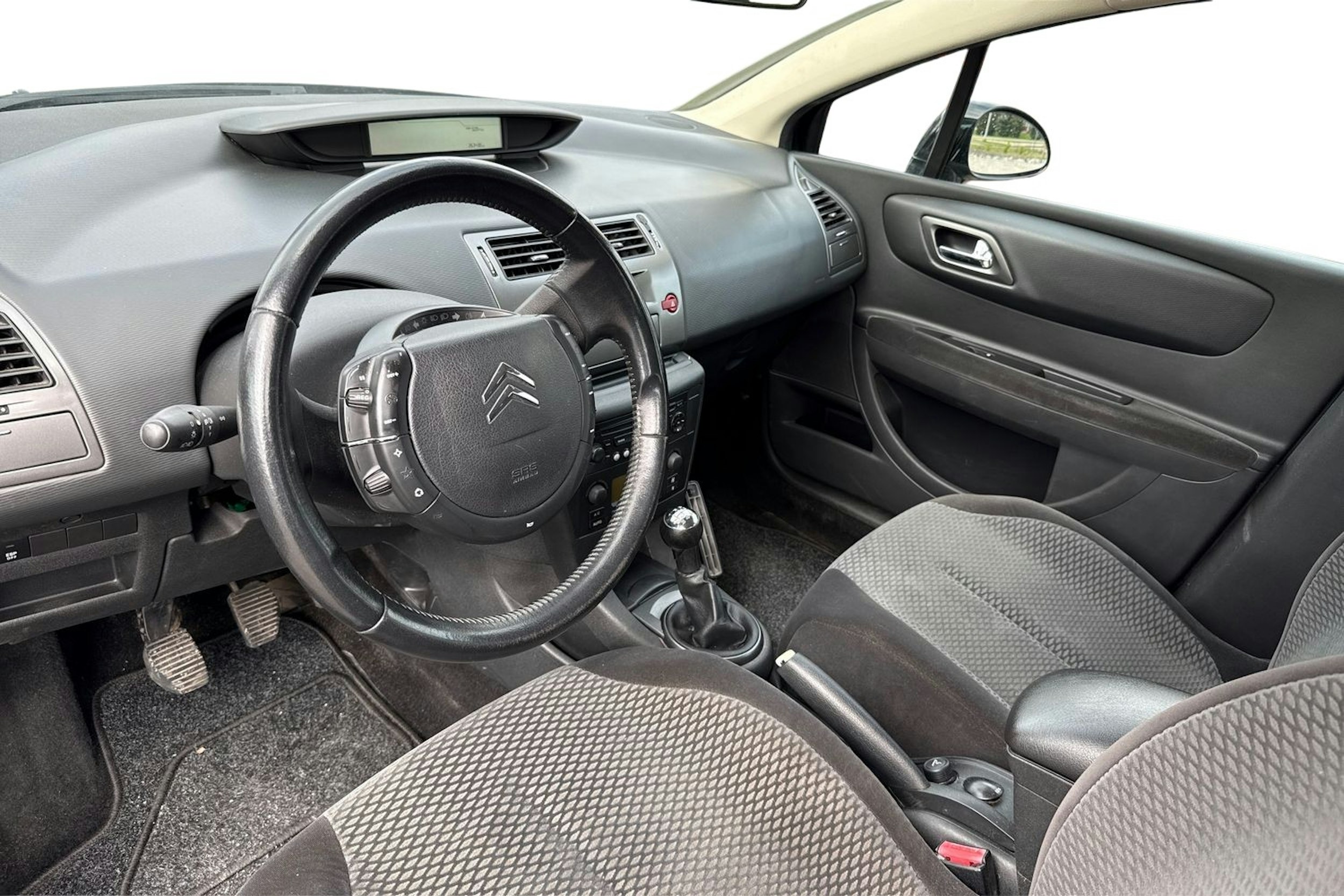 musta Citroën C4 2008 kuva 3.